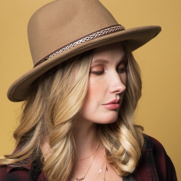 DOLLY Western style panana hat - Picture 3 of 16